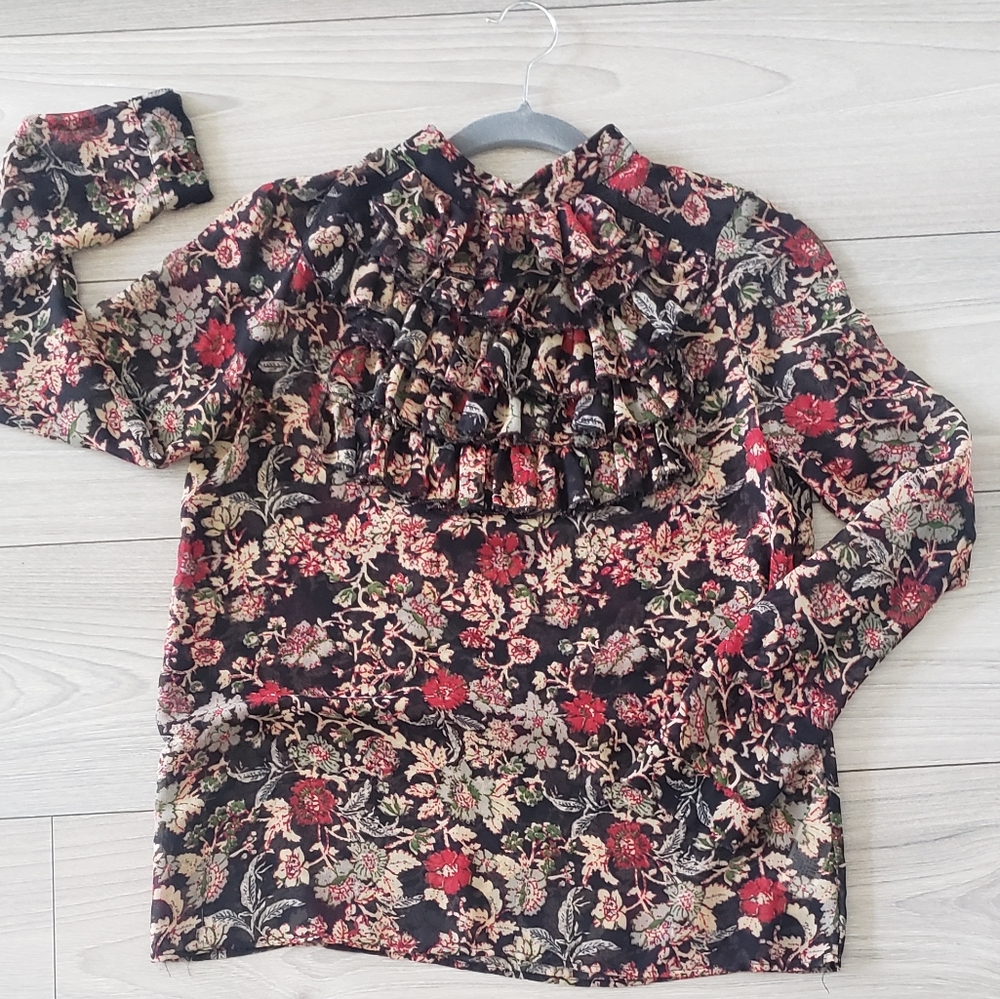 Beautiful Floral Ruffle Neck Blouse Size Small
